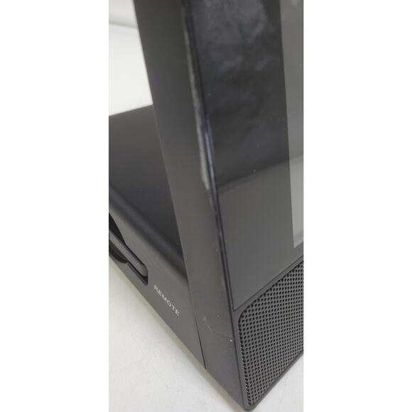 Insignia 8” Digital Picture Frame Model NS-DPF81P 800 x 600 2GB Memory W/Remote - Picture 8 of 10